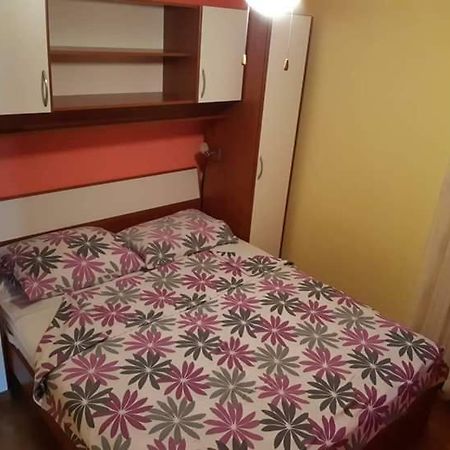 Apartmani Katica فير المظهر الخارجي الصورة