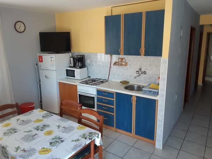 Apartmani Katica فير المظهر الخارجي الصورة